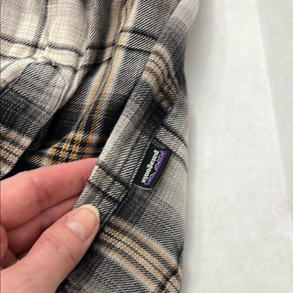 Plaid Button-Up Shirt - Picture 2 of 7